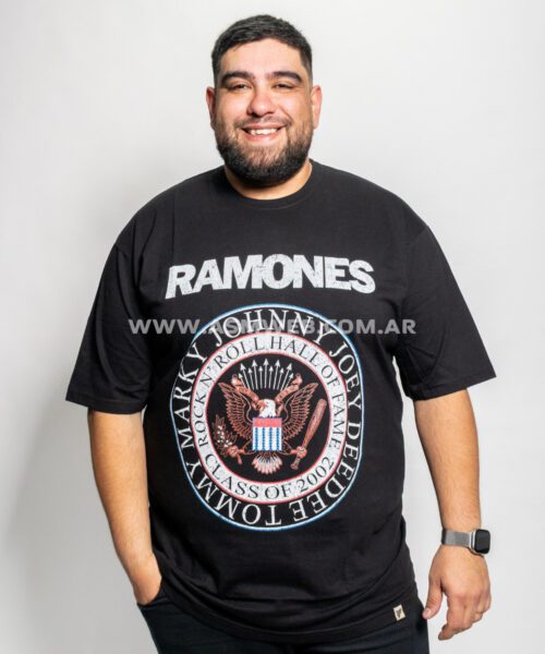 REMERA MC RAMONES PREMIUM