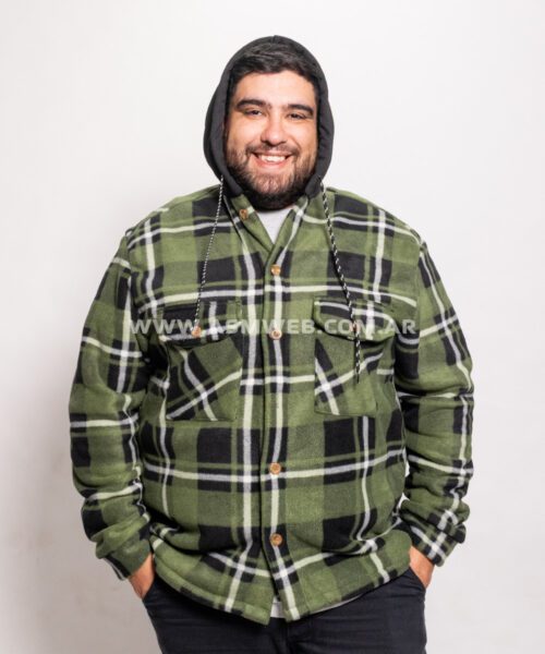 CAMISACO POLAR CON CORDERITO Y CAPUCHA CUADROS VERDE Y NEGRO