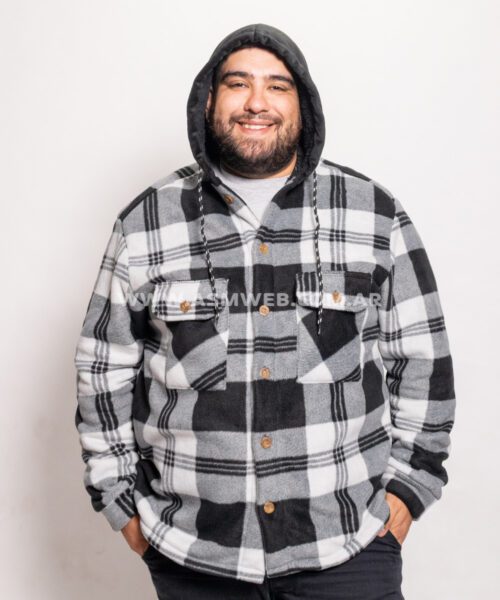 CAMISACO POLAR CON CORDERITO Y CAPUCHA CUADROS NEGRO Y BLANCO 3 RAYAS