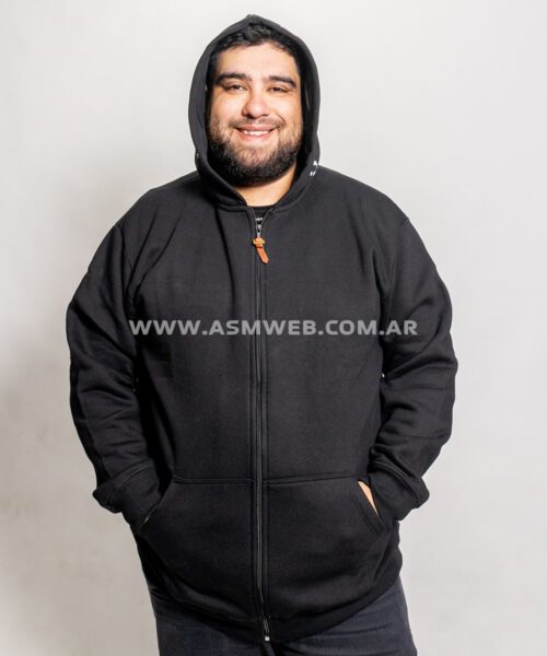 CAMPERA FRISA DOBLE ESTAMPA CAPUCHA UNLTD CORE